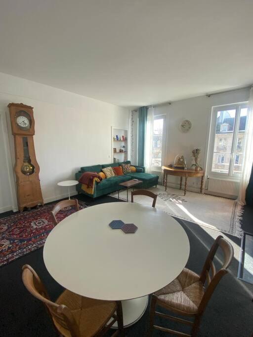 Appartement Quartier Historique Abbaye Aux Hommes Caen Extérieur photo